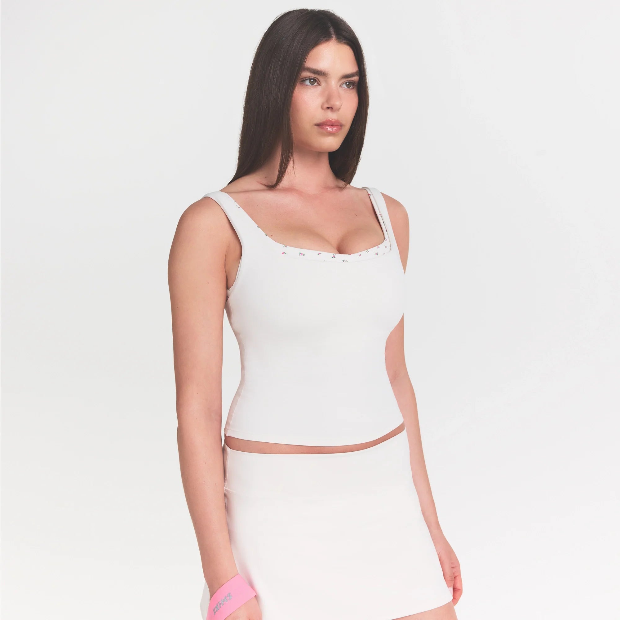 NikeSKIMS MATTE SQUARE NECK TANK | IVORY