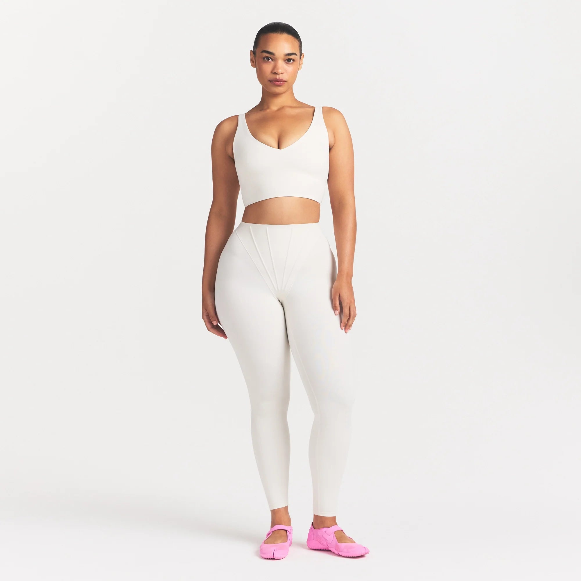 NikeSKIMS MATTE V-NECK BRA TOP | IVORY