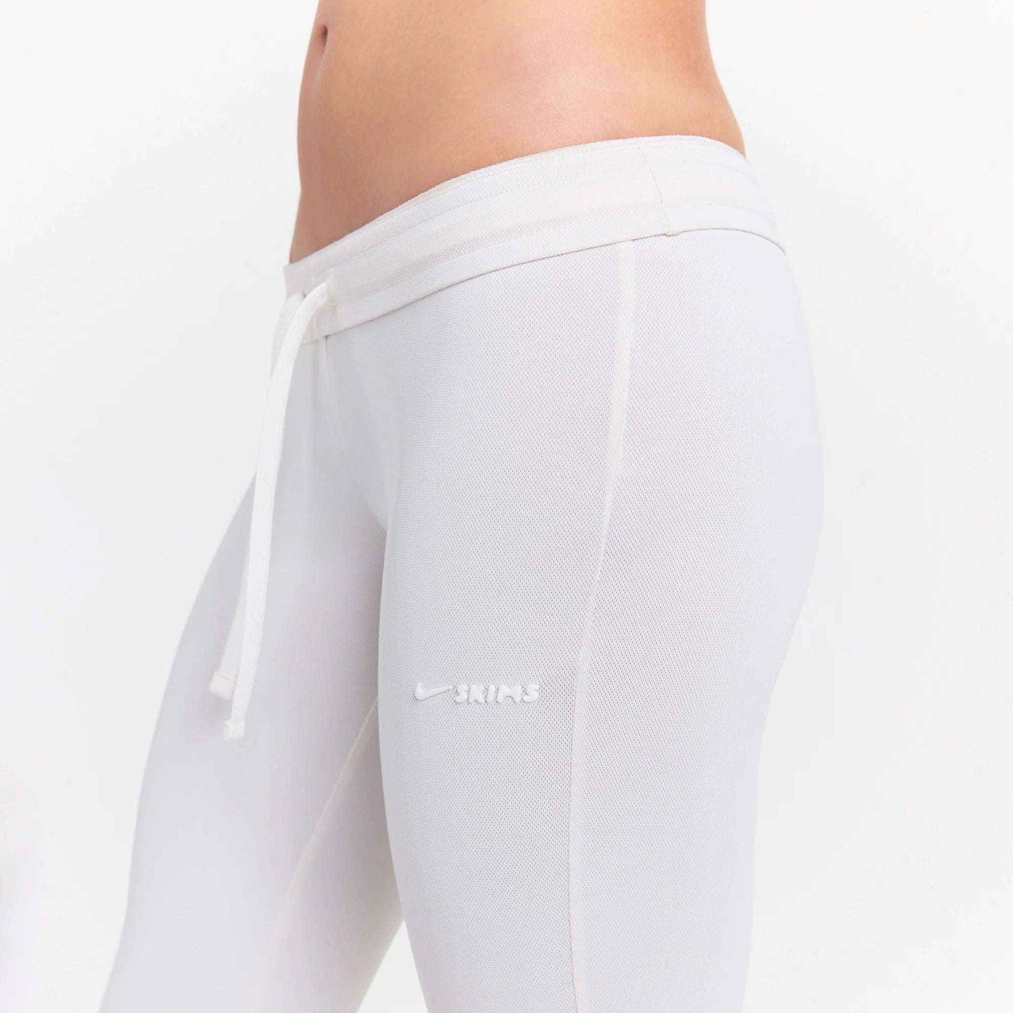 NikeSKIMS AIRY DRI-FIT��� LOW RISE MINI FLARE PANT | IVORY