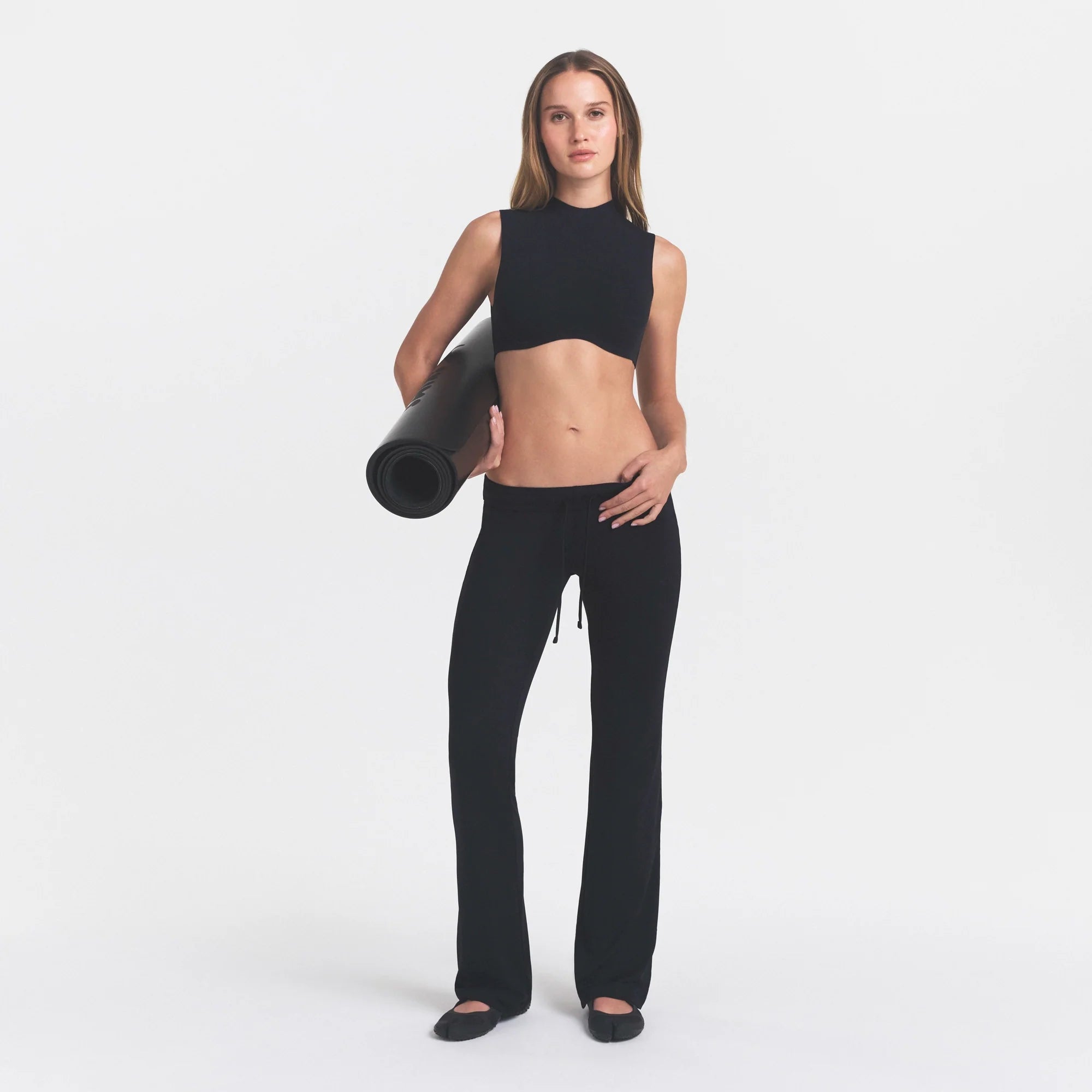 NikeSKIMS AIRY DRI-FIT��� LOW RISE MINI FLARE PANT | OBSIDIAN