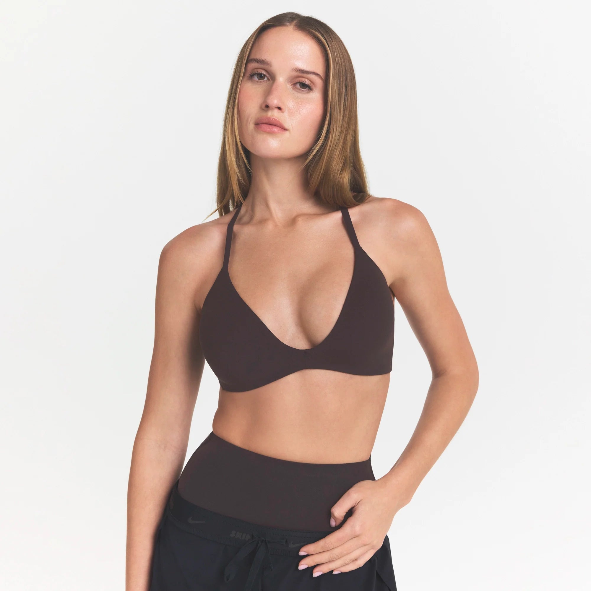 NikeSKIMS STUDIO STRETCH T-BACK TRIANGLE BRA | DARK ROAST