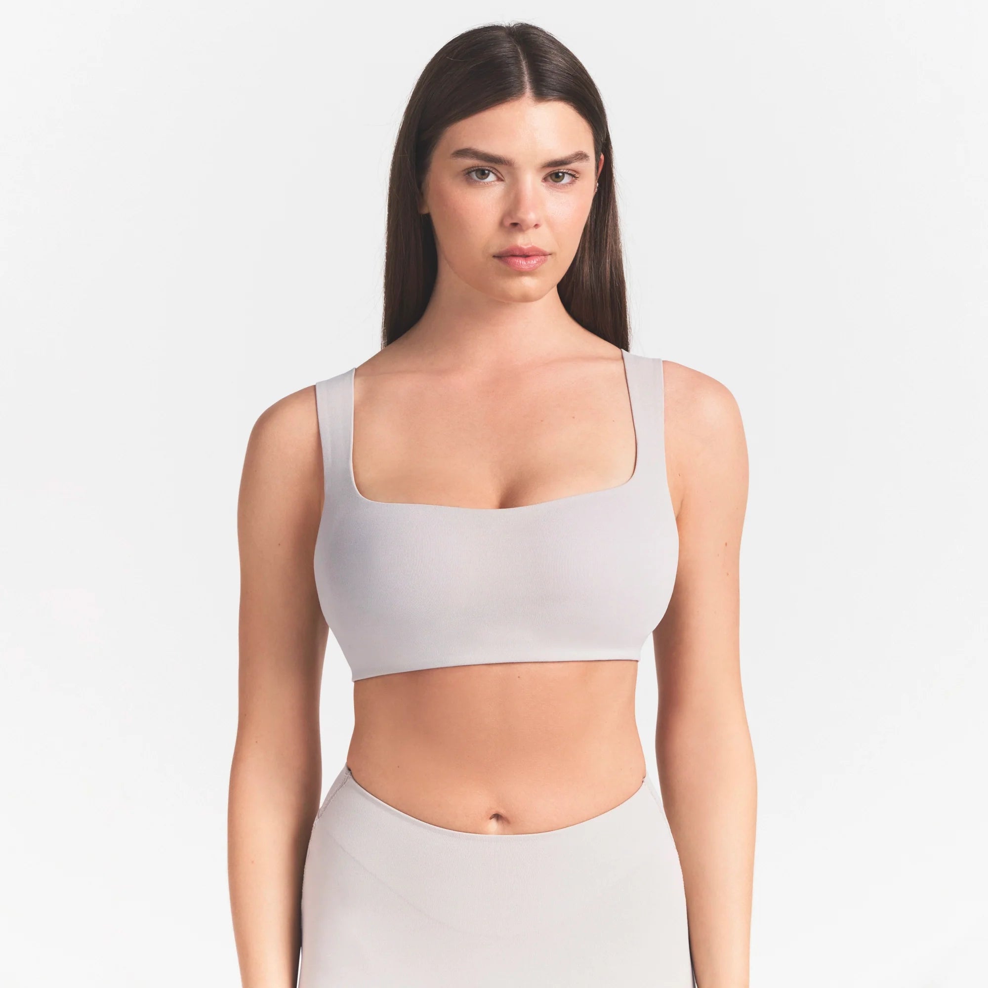 NikeSKIMS STUDIO STRETCH RACERBACK BRA | LINEN