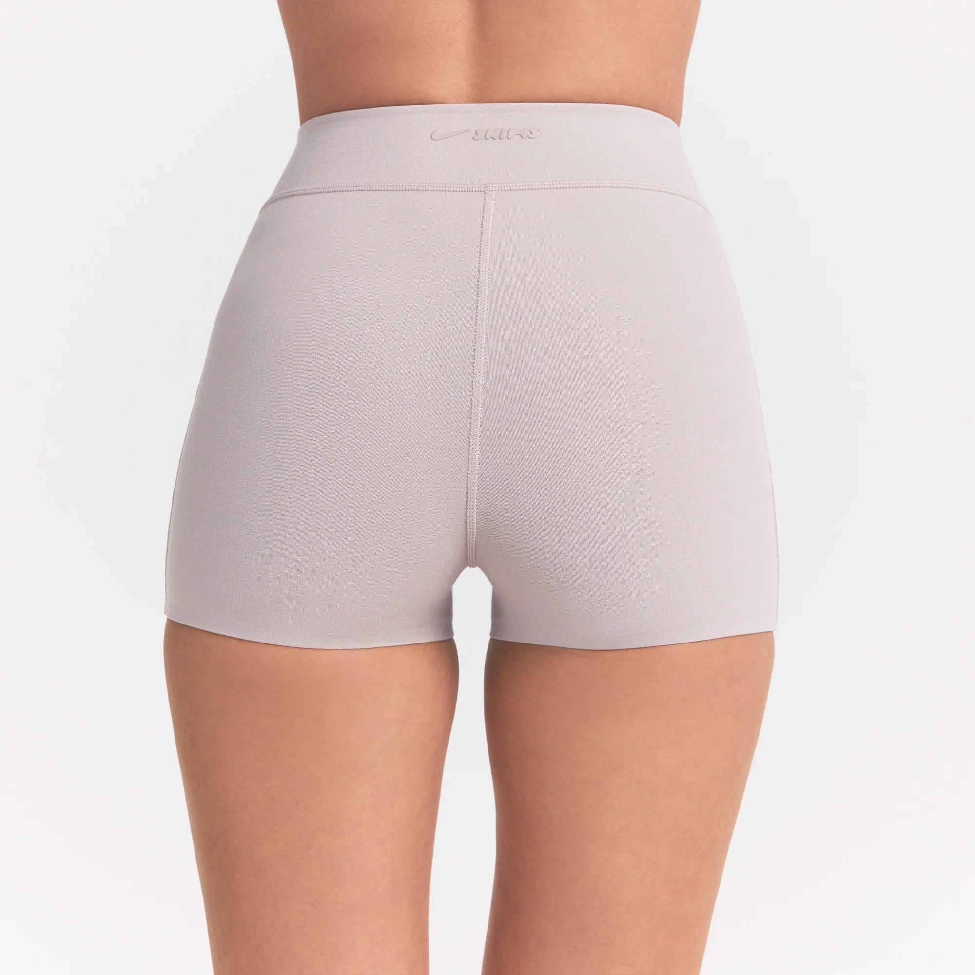 NikeSKIMS STUDIO STRETCH DIPPED 2" SHORT | LINEN