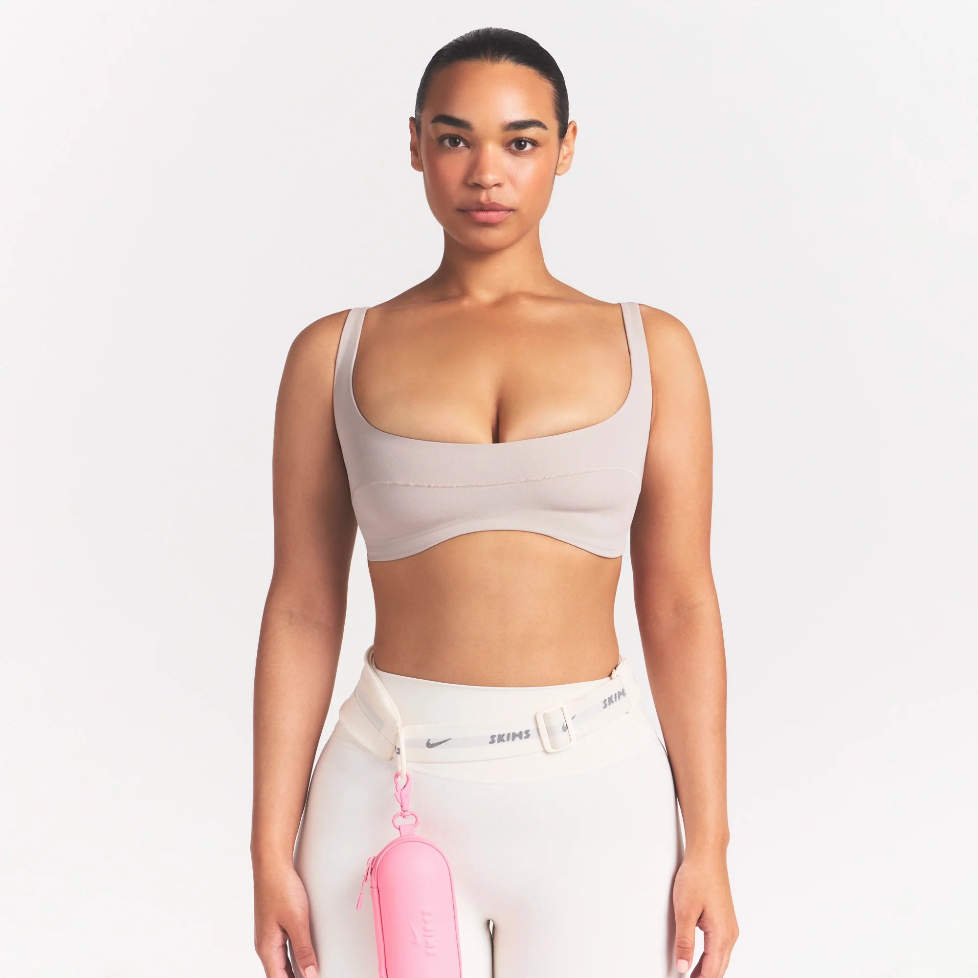NikeSKIMS STUDIO STRETCH SEAM FRONT MICRO BRA | LINEN