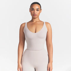 NikeSKIMS STUDIO STRETCH PLUNGE TANK | LINEN