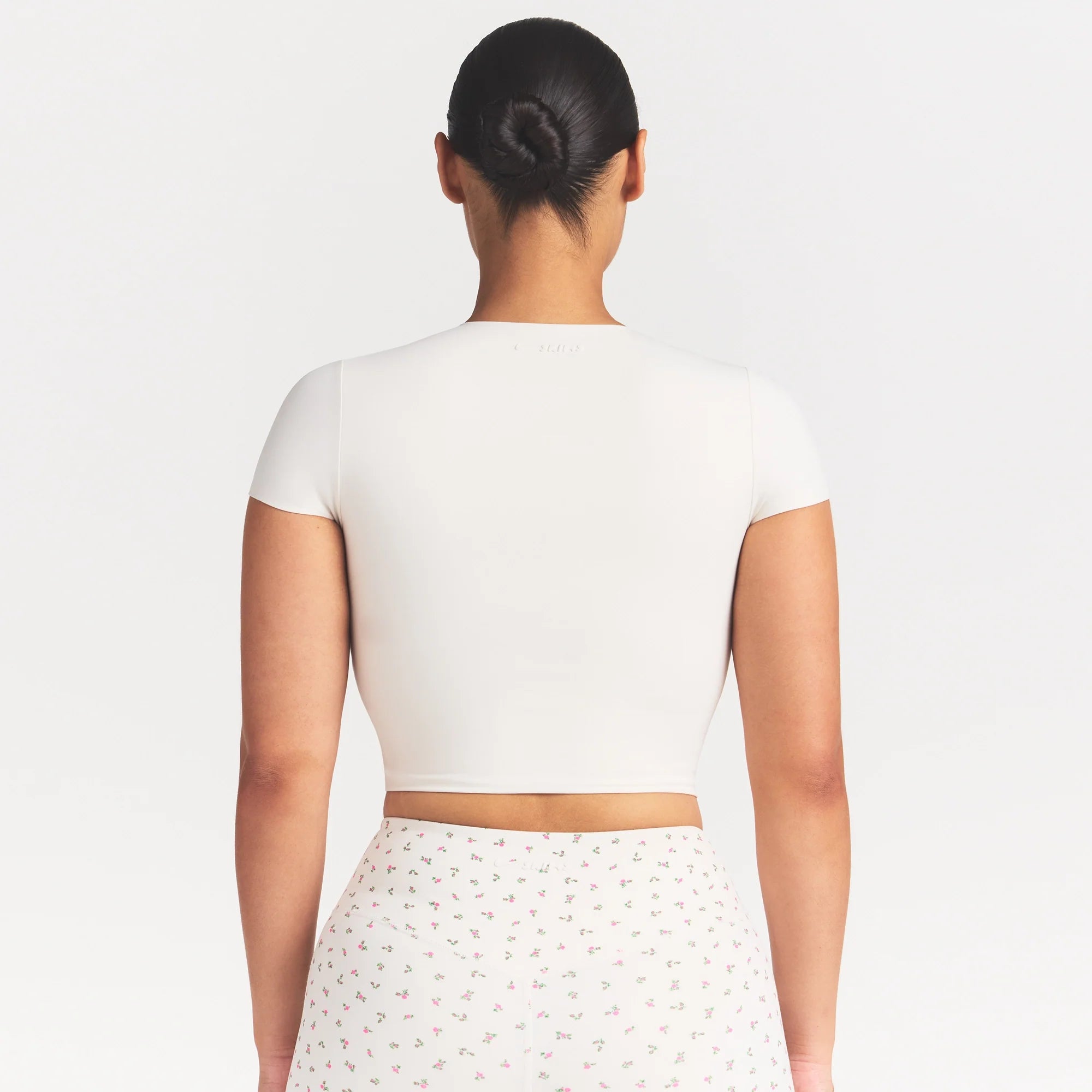 NikeSKIMS MATTE CROPPED CORSET T-SHIRT | IVORY