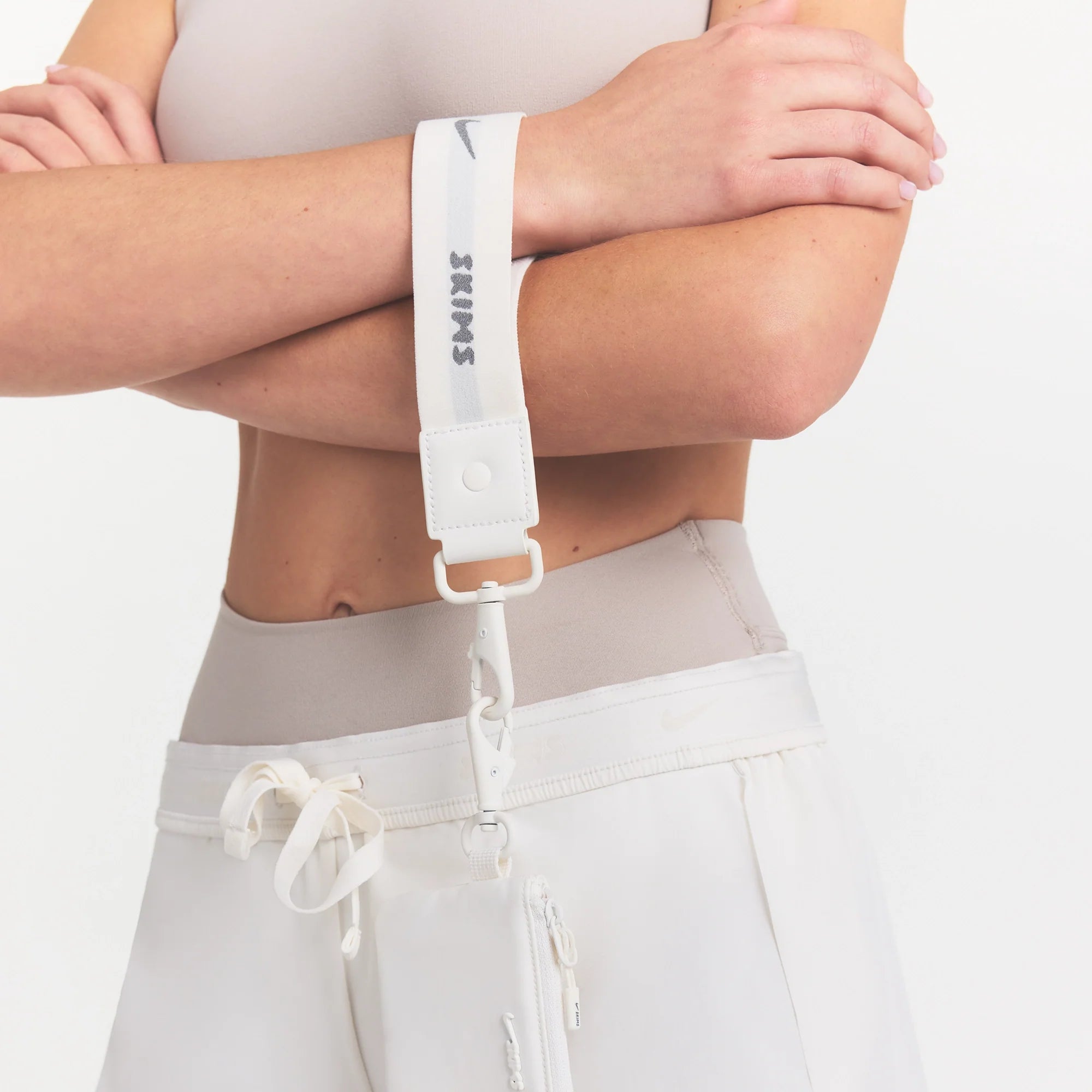 NikeSKIMS ACCESSORIES KEYCHAIN WRISTLET | IVORY
