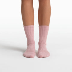 NikeSKIMS ACCESSORIES DRI-FIT��� PILATES GRIP CREW SOCK | HIMALAYAN