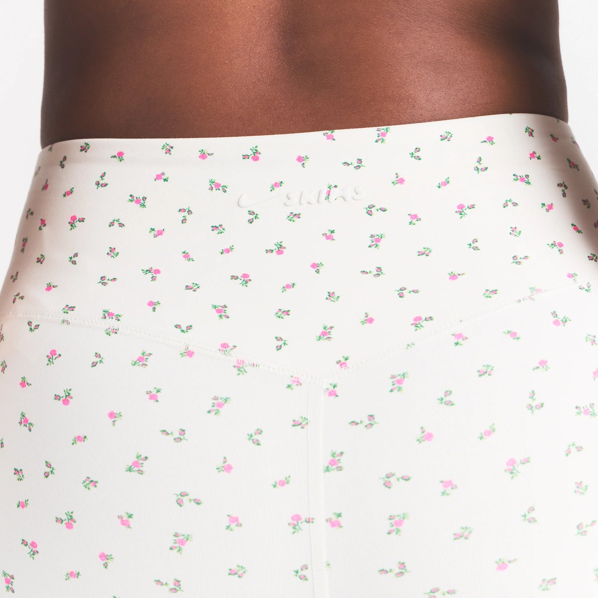 NikeSKIMS MATTE 5" BIKER SHORT | DITSY FLORAL PRINT