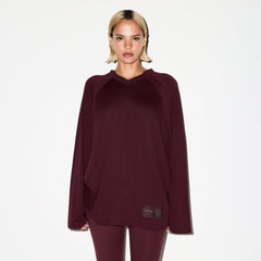 NikeSKIMS AIRY V-NECK OVERSIZED LONG SLEEVE TOP | CURRANT