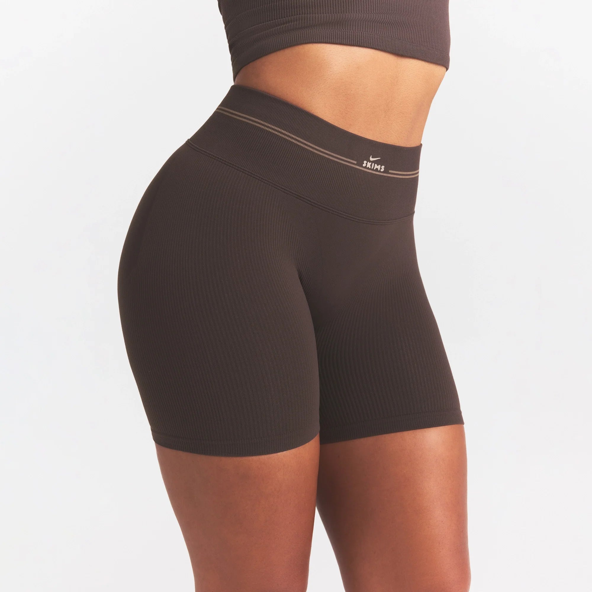 NikeSKIMS RIBBED SEAMLESS 5" BIKER SHORT | PHOENIX