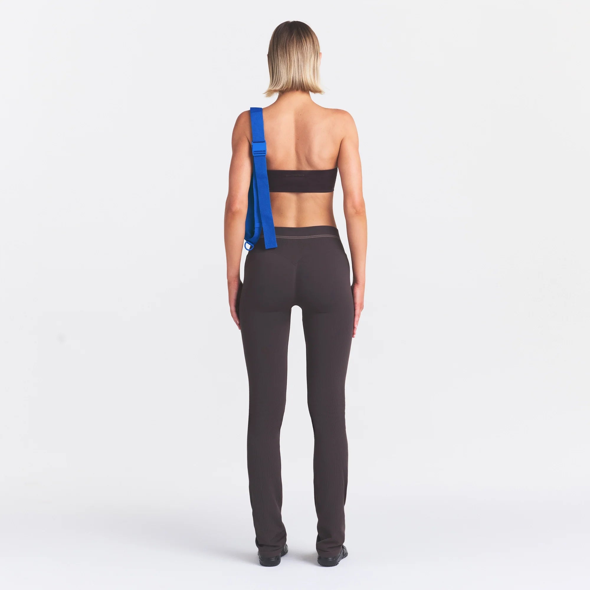 NikeSKIMS RIBBED SEAMLESS 34" STRAIGHT LEGGING | PHOENIX