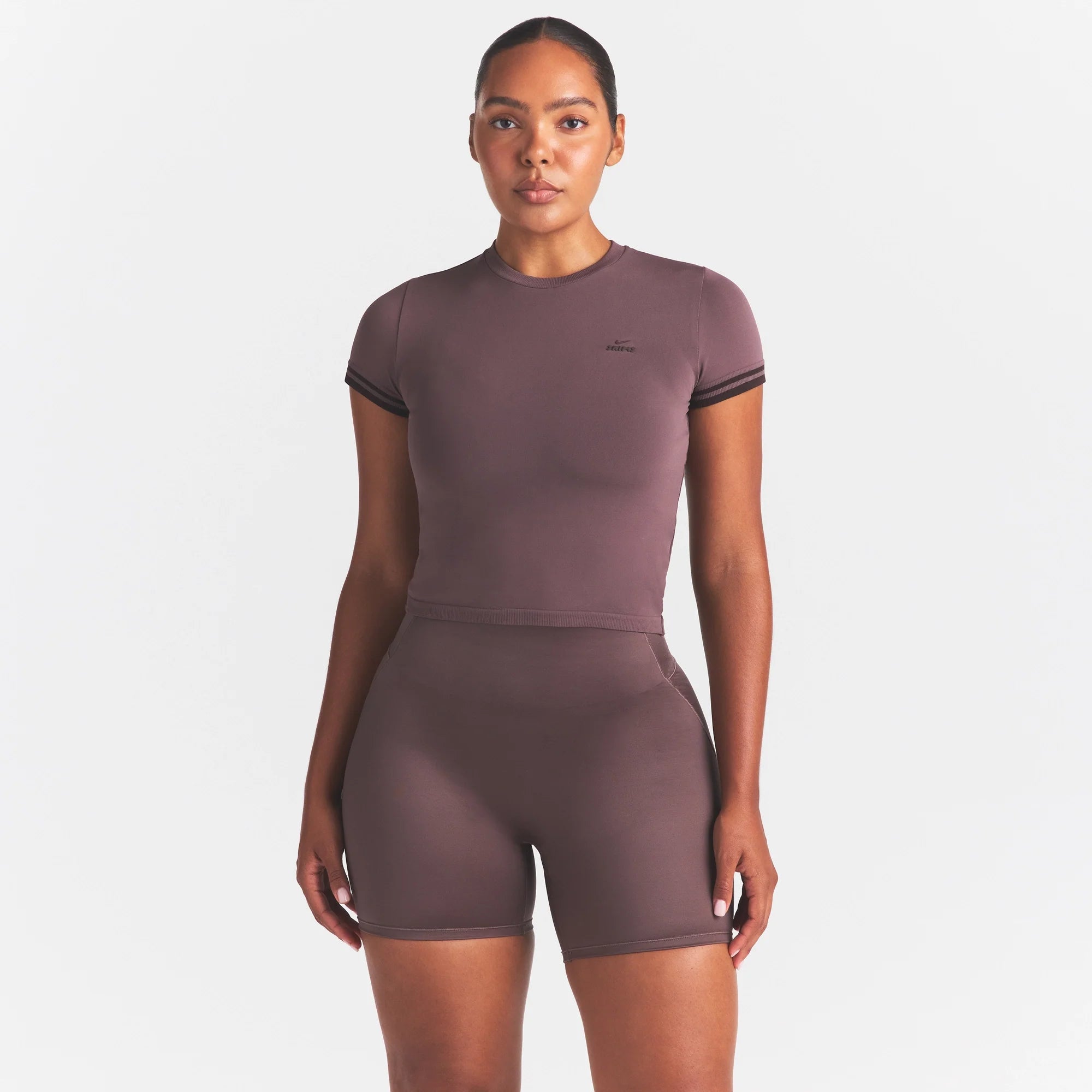 NikeSKIMS SATIN SHINE BONDED WAIST 5" BIKER SHORT | RESIN