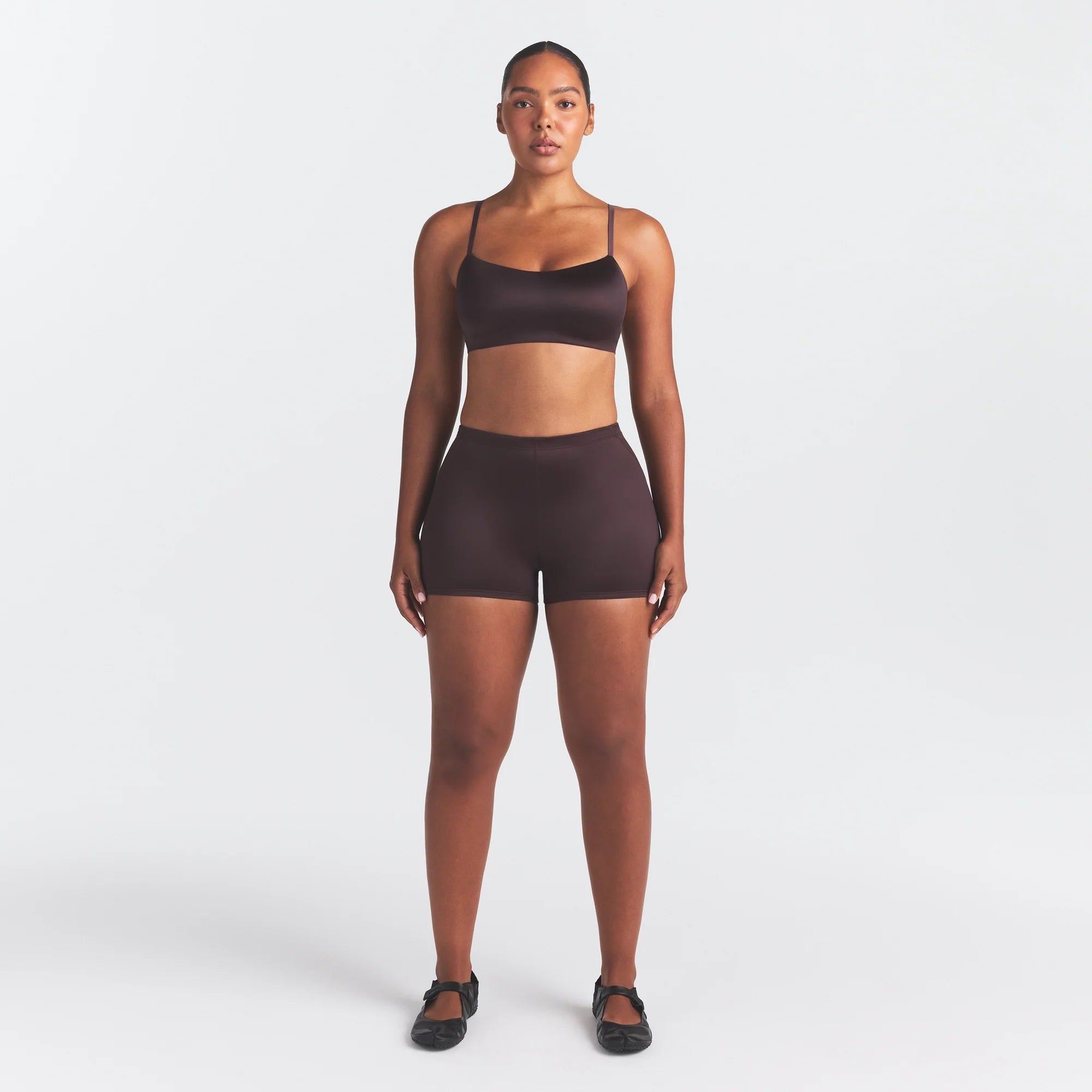 NikeSKIMS SATIN SHINE DRAWCORD 2" SHORT | PHOENIX