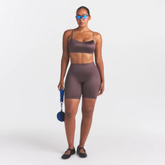 NikeSKIMS SATIN SHINE BONDED WAIST 7" BIKER SHORT | RESIN