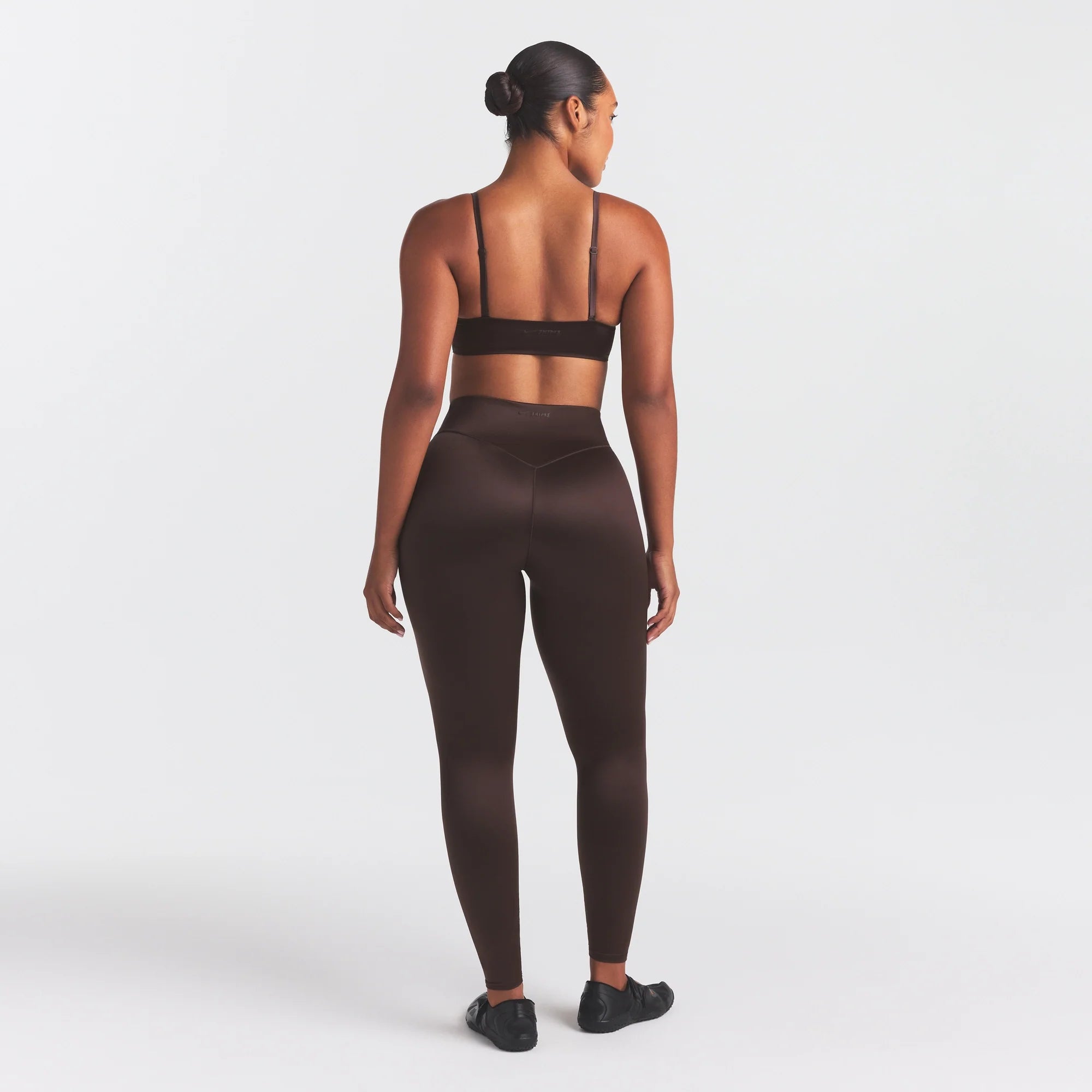 NikeSKIMS SATIN SHINE BONDED WAIST 29" LEGGING | PHOENIX
