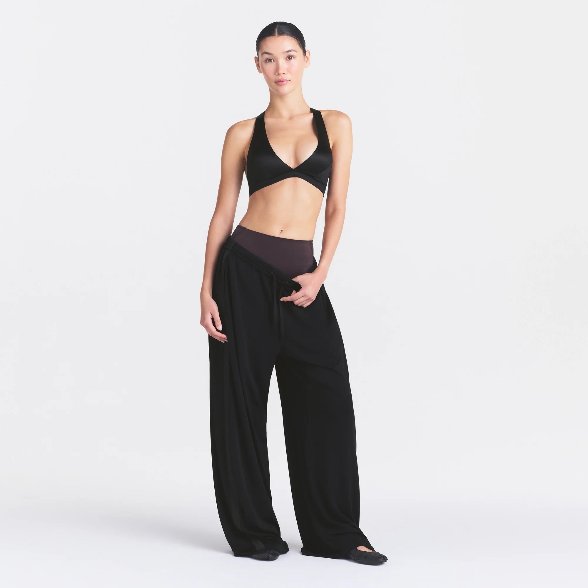 NikeSKIMS STRETCH KNIT WIDE LEG PANT | OBSIDIAN