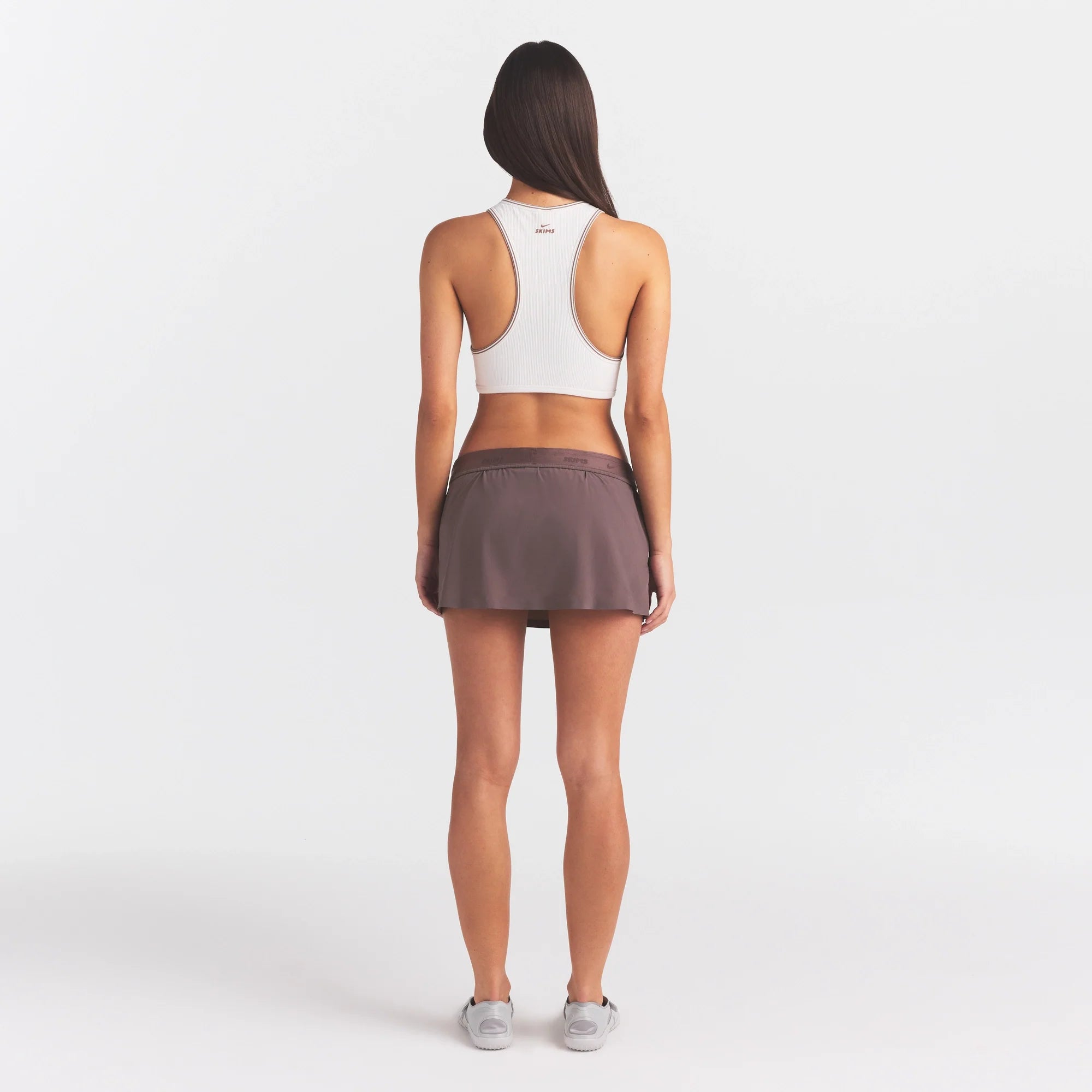 NikeSKIMS STRETCH NYLON SKORT | RESIN