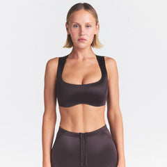 NikeSKIMS SATIN SHINE WIDE SCOOP BRA | PHOENIX