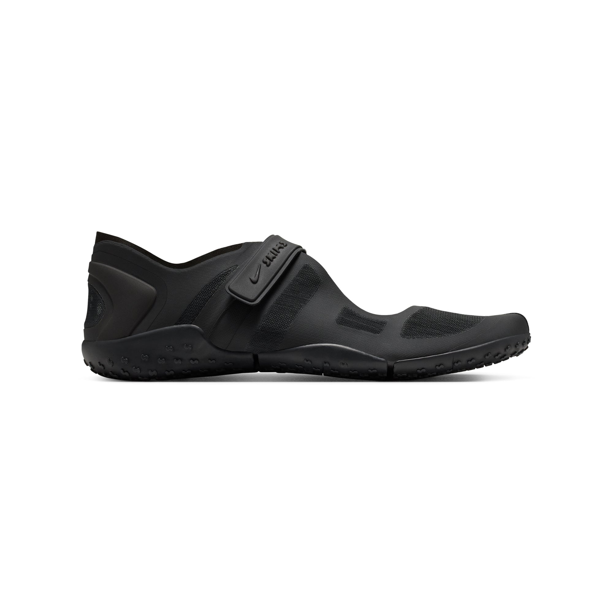 NikeSKIMS FOOTWEAR RIFT MESH | BLACK
