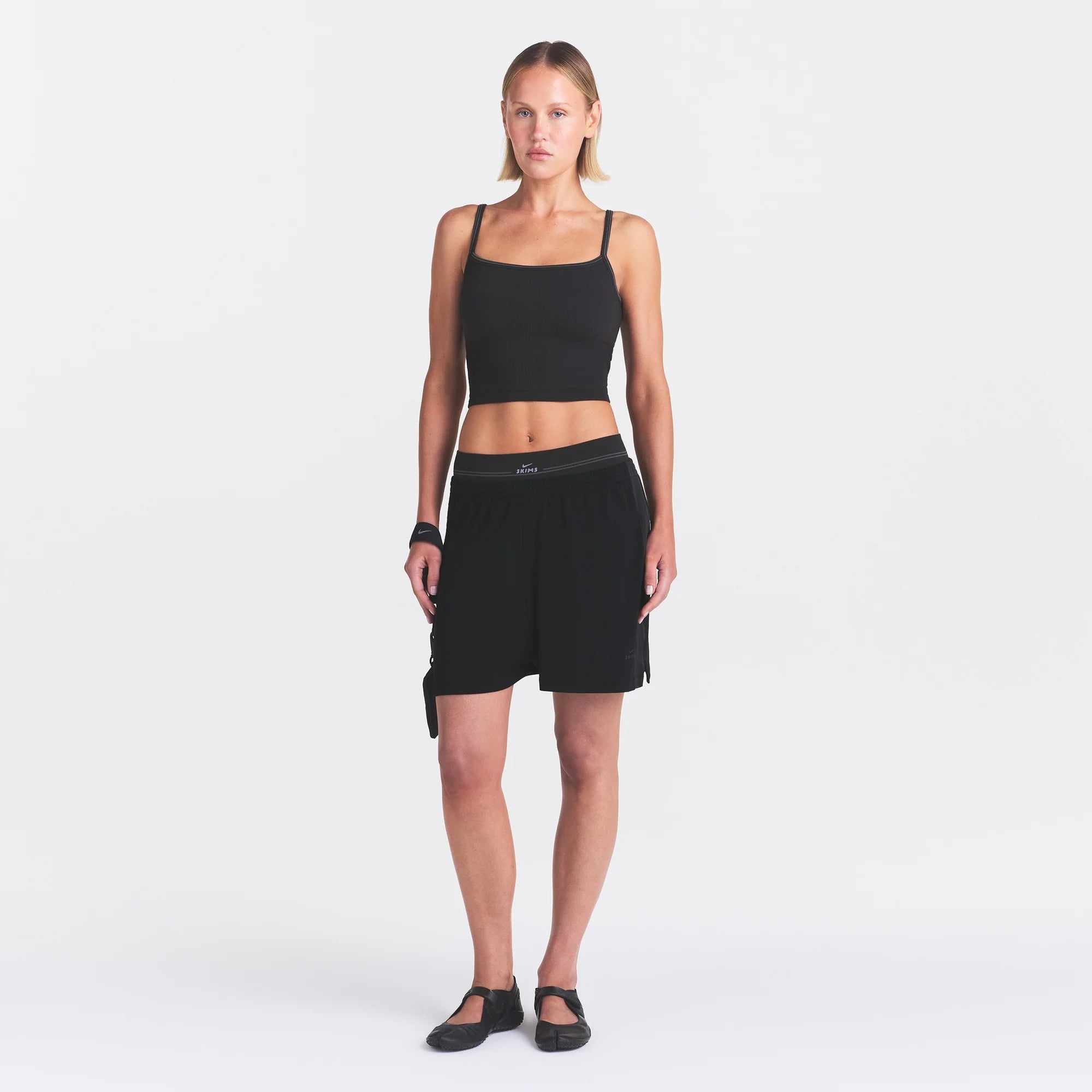 NikeSKIMS RIBBED SEAMLESS CAMI | OBSIDIAN