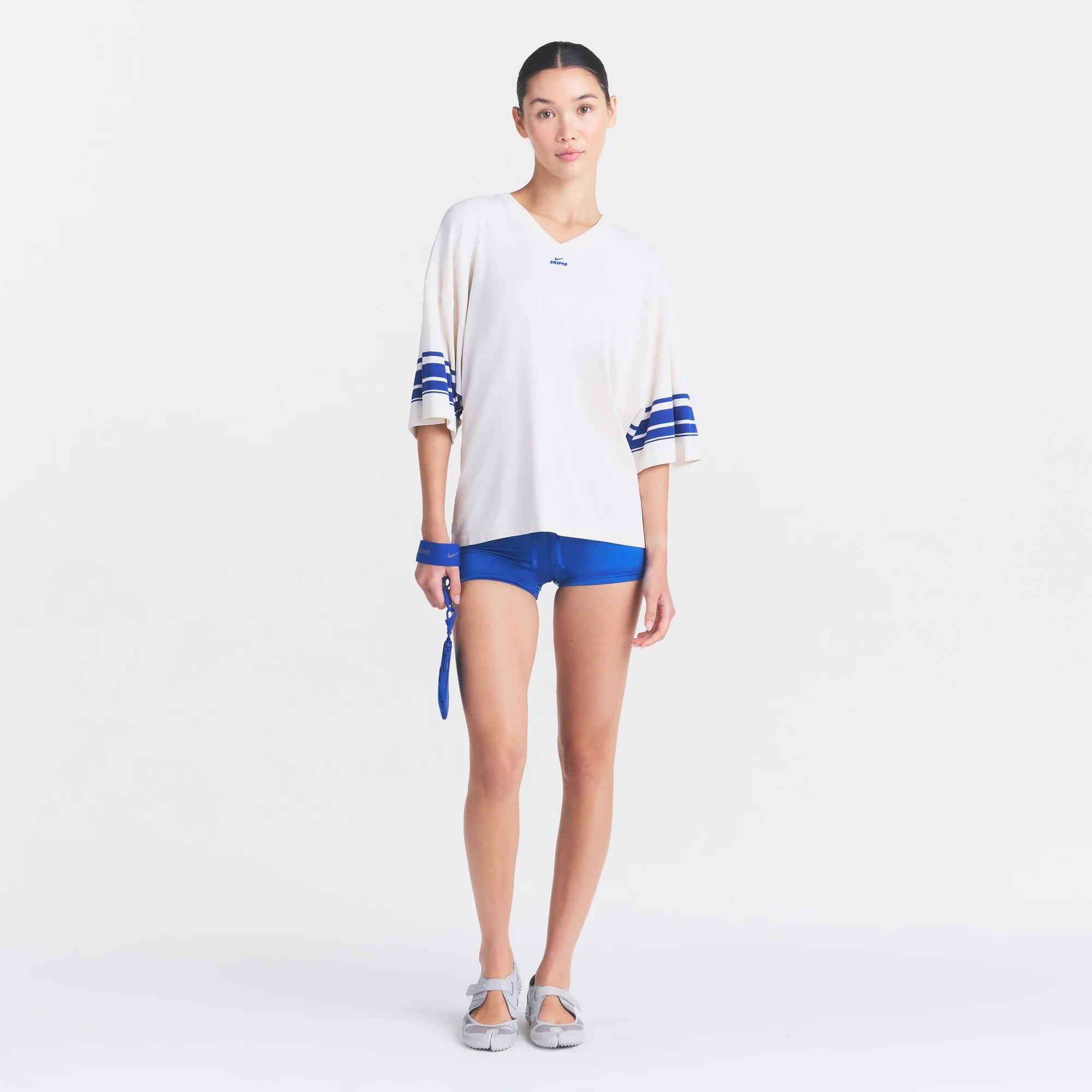 NikeSKIMS STRETCH KNIT OVERSIZED V-NECK TOP | IVORY