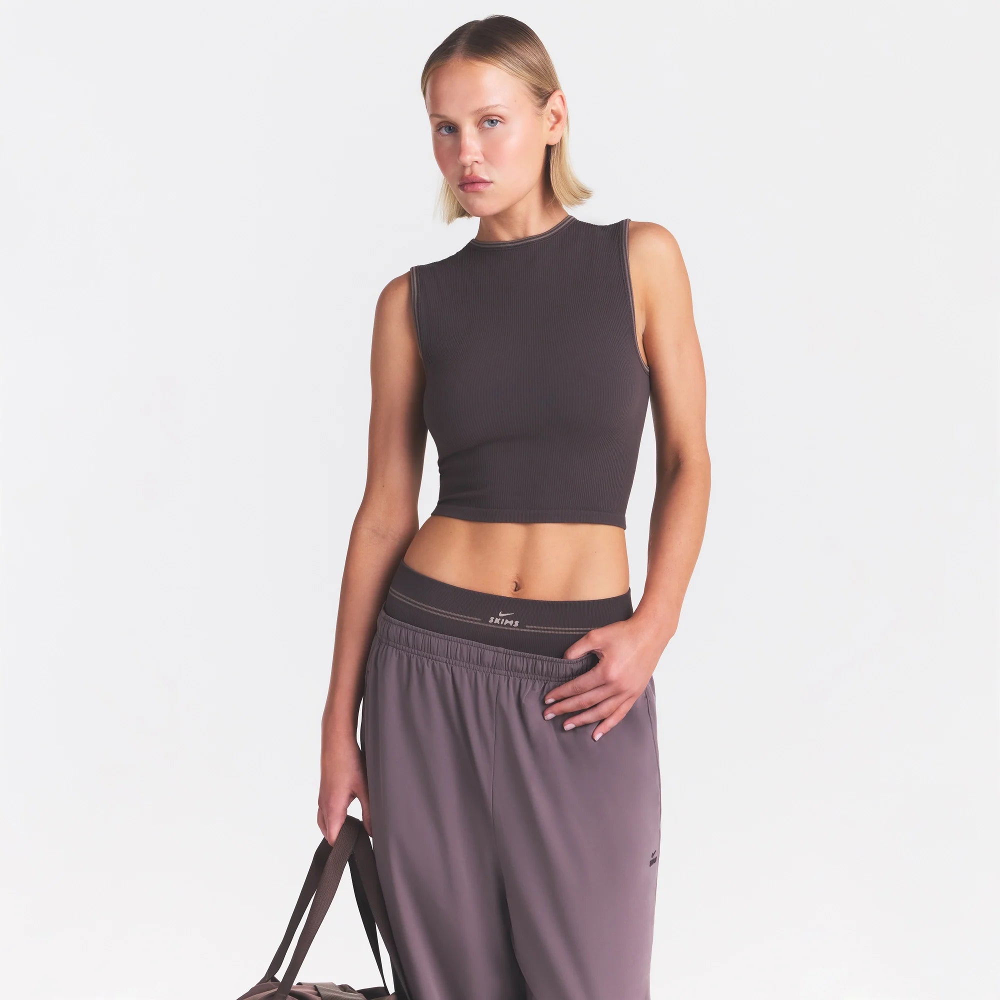 NikeSKIMS RIBBED SEAMLESS MUSCLE TANK | PHOENIX