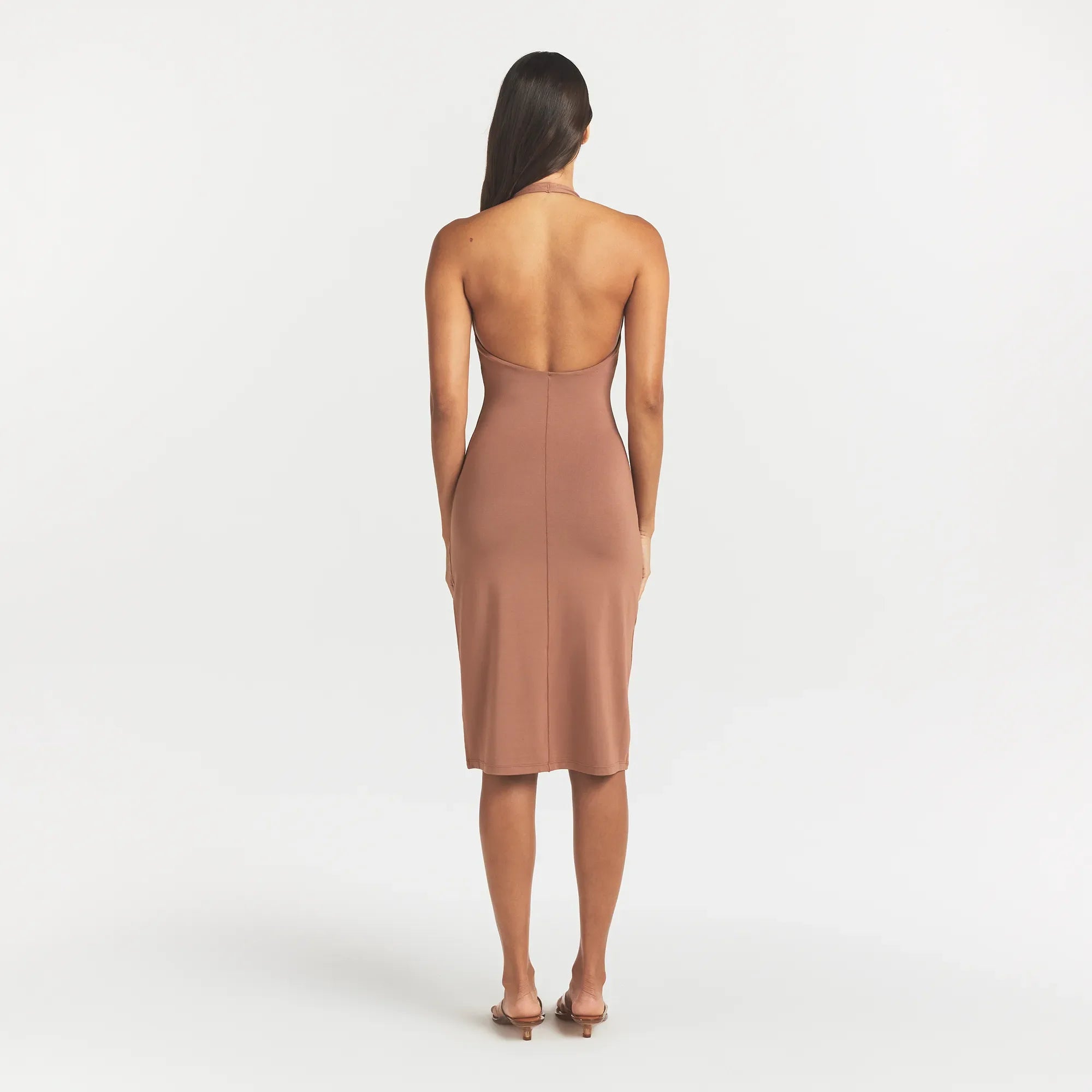 SMOOTH LAYERS PLUNGE HALTER MIDI DRESS | NUTMEG