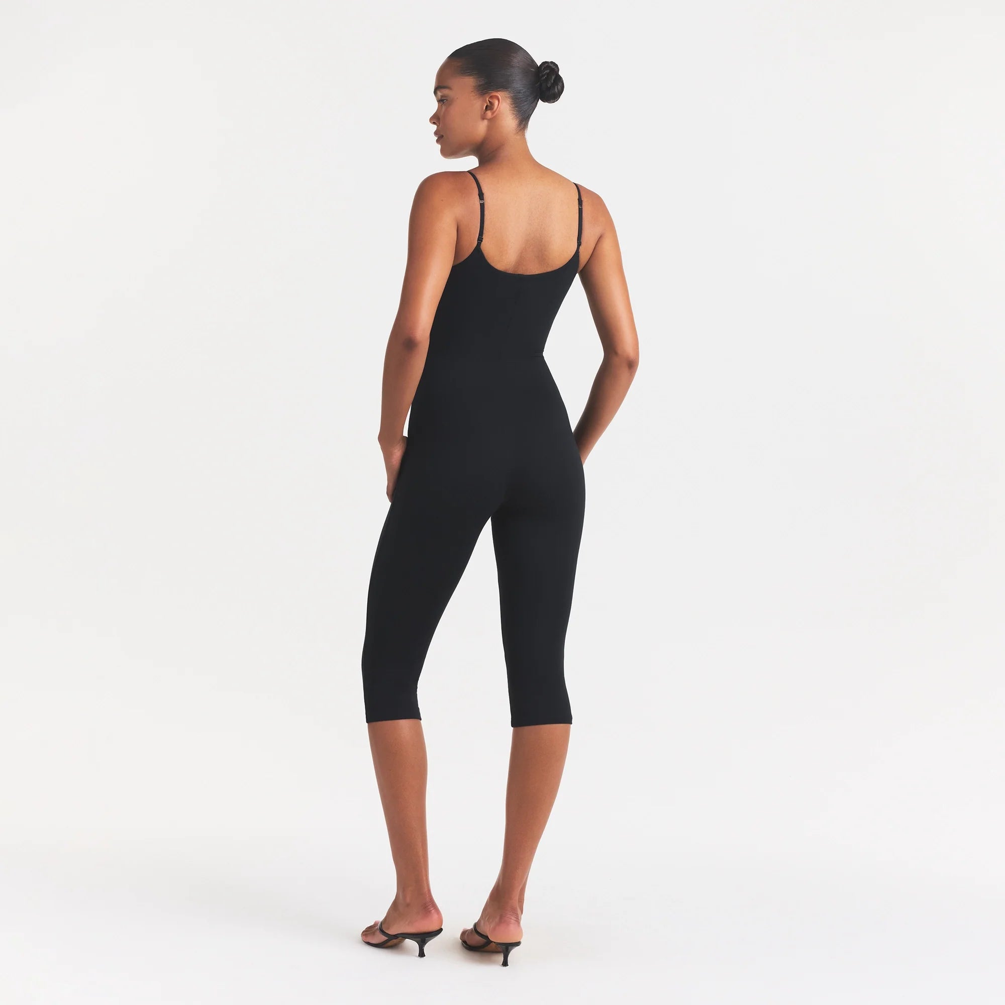 SMOOTH LAYERS CAPRI CATSUIT | OBSIDIAN