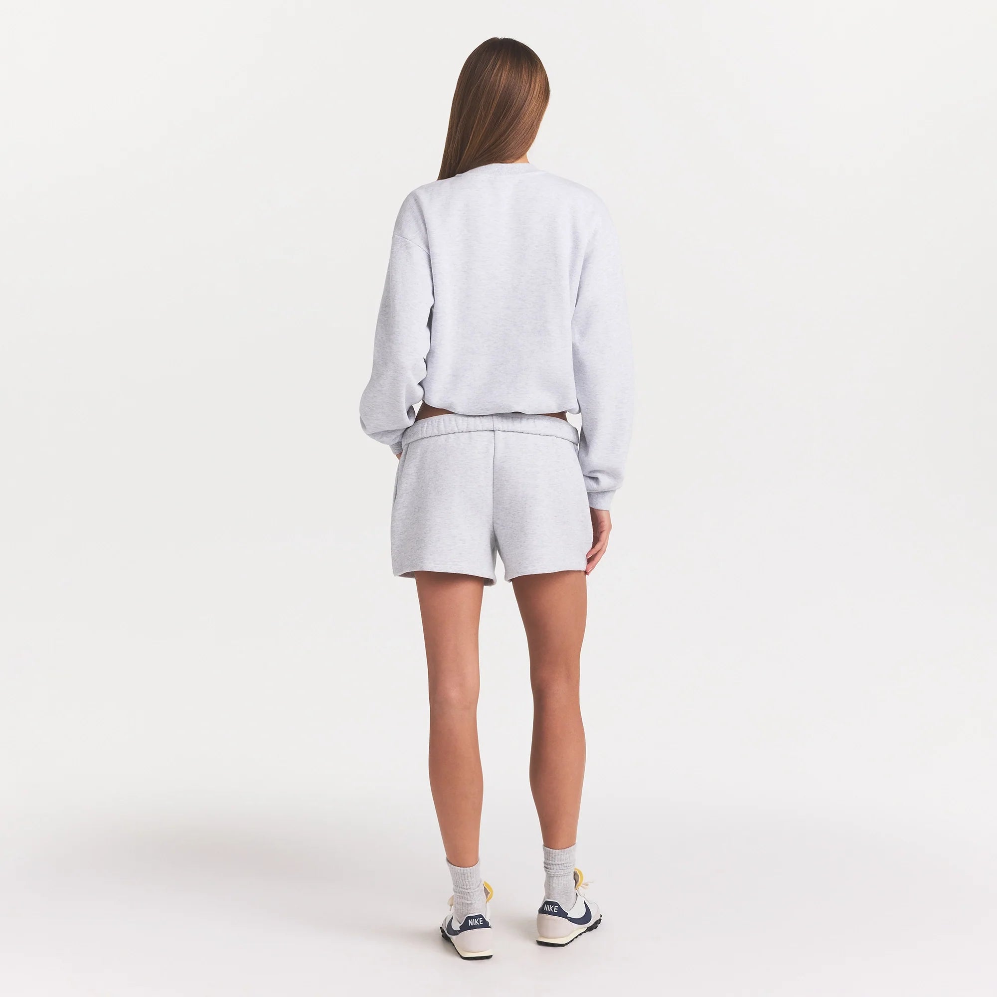 COTTON FLEECE CLASSIC CREWNECK | LIGHT HEATHER GREY