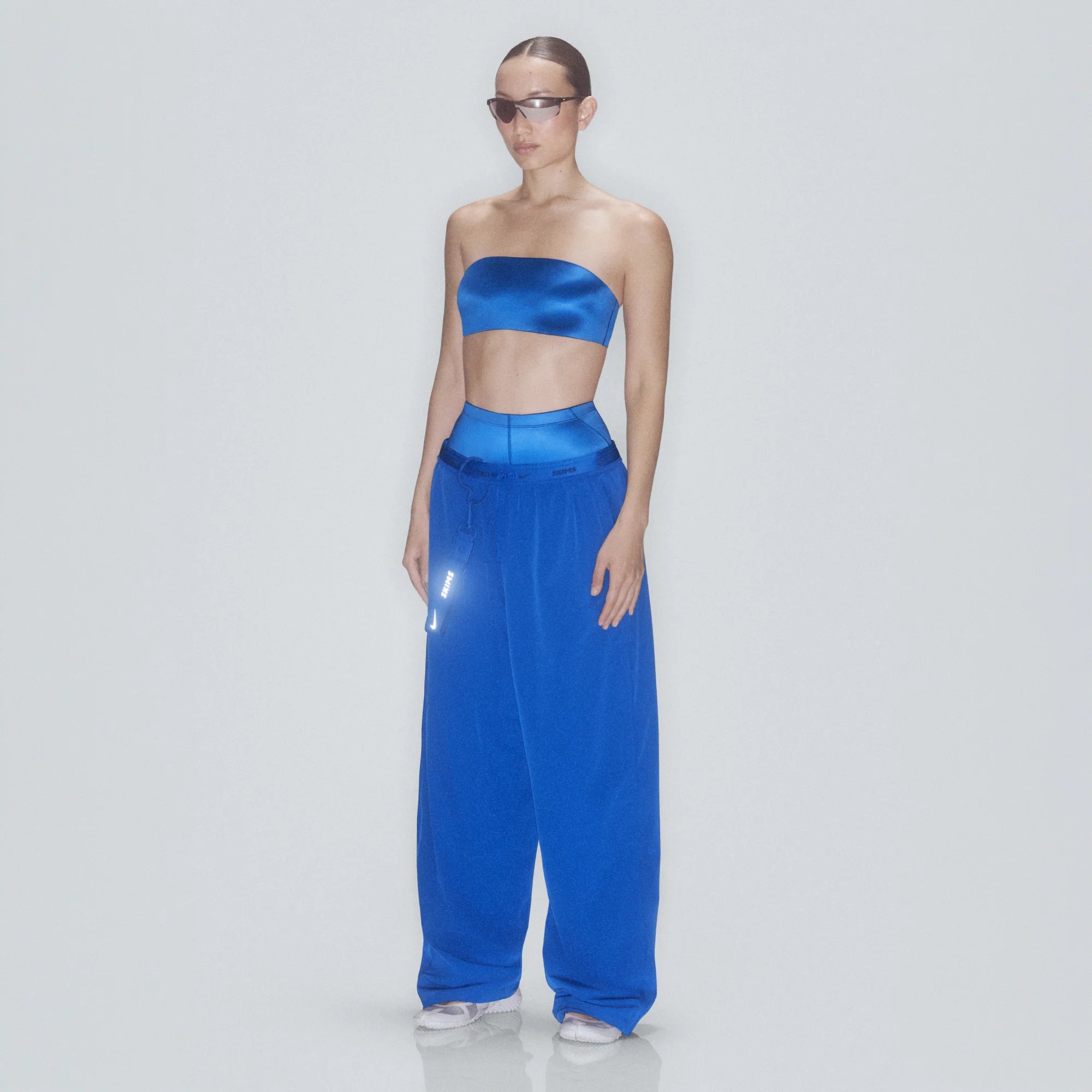 NikeSKIMS STRETCH NYLON OVERSIZED PANT | COBALT