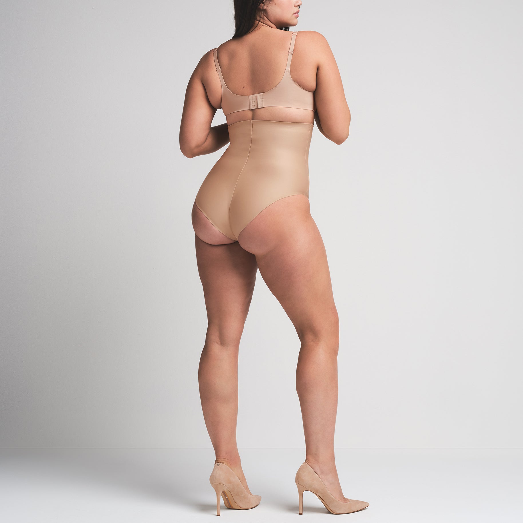 SKIMS BODY CORE SCULPT HIGH-WAISTED BRIEF | CLAY