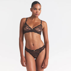 STRETCH LACE DIPPED THONG | ESPRESSO