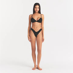 FITS EVERYBODY LACE DIPPED THONG | ONYX