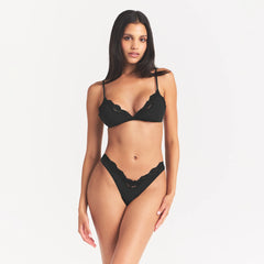 FITS EVERYBODY LACE DIPPED THONG | ONYX