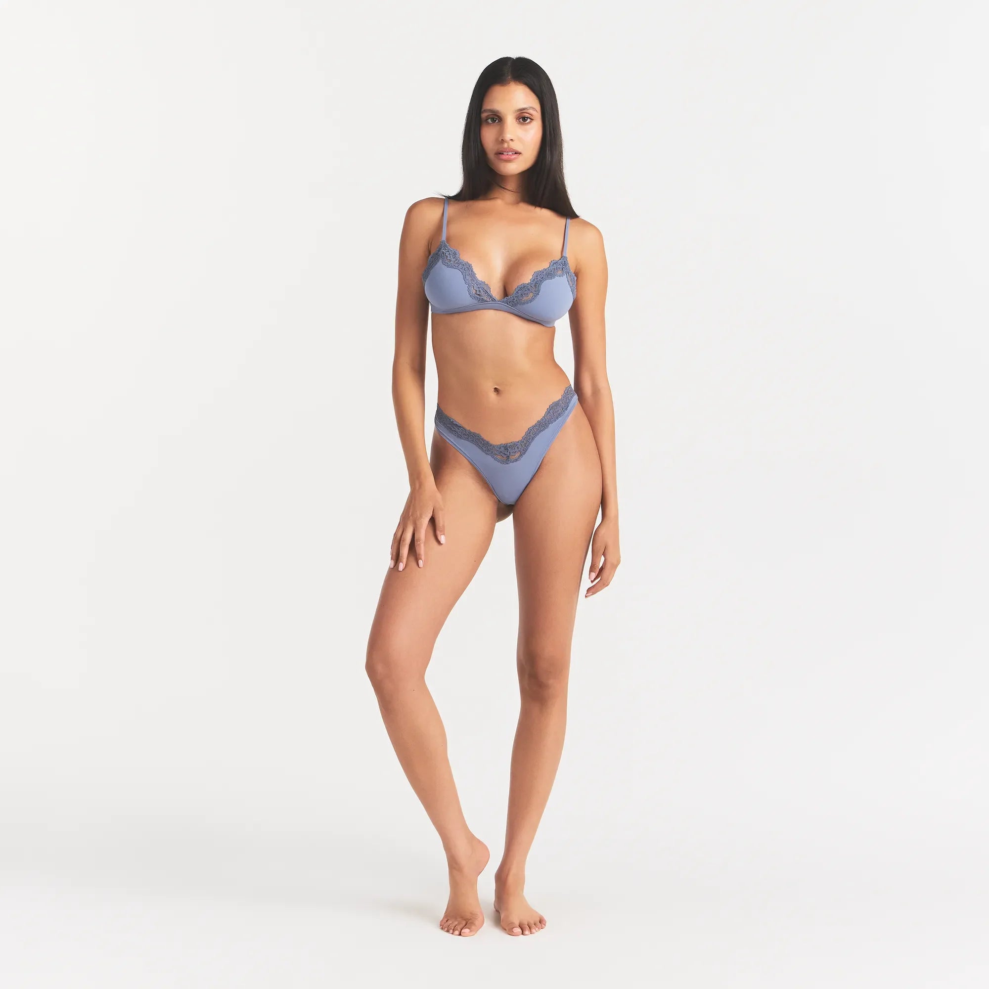 FITS EVERYBODY LACE DIPPED THONG | SLATE TONAL