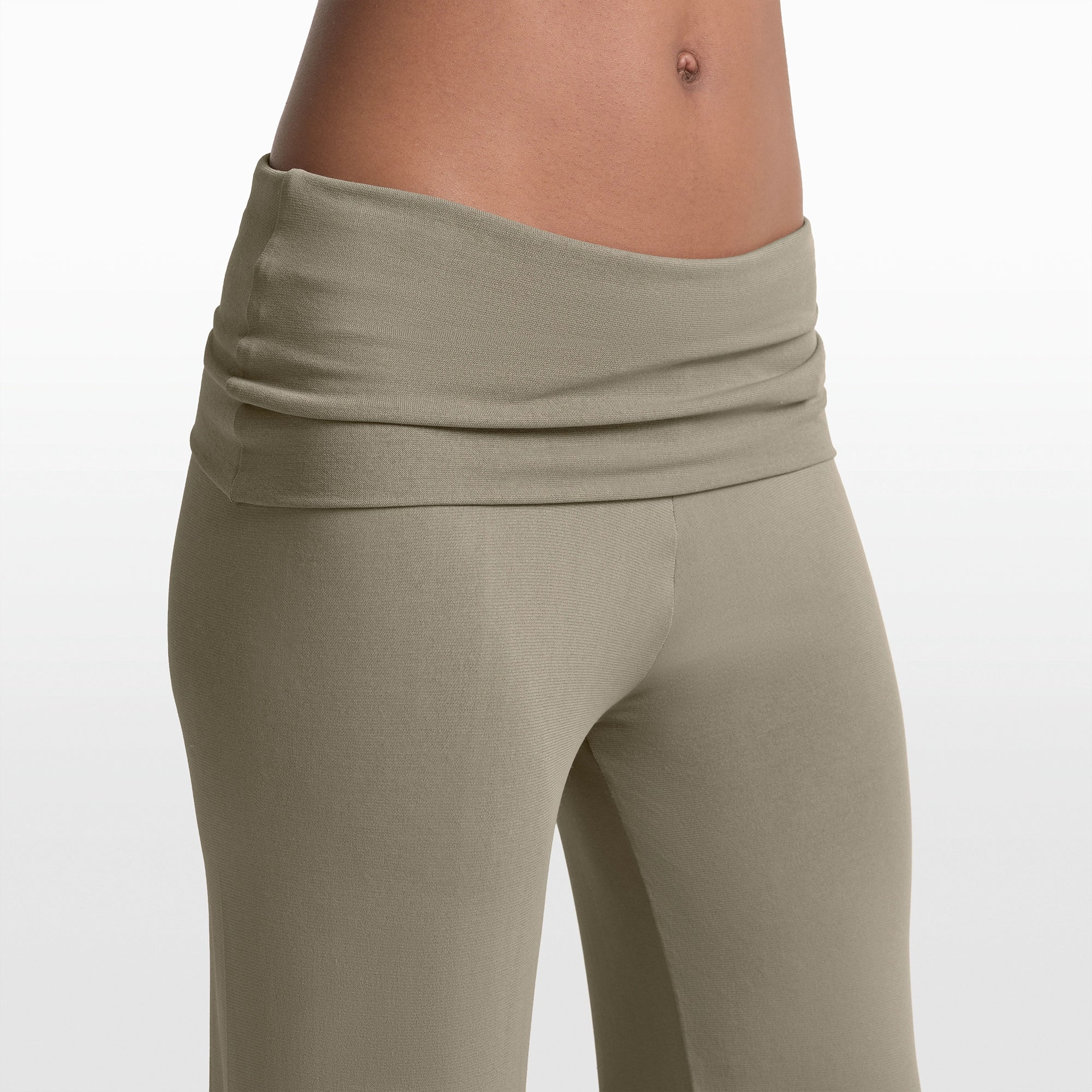 NikeSKIMS STRETCH KNIT FOLDOVER WIDE LEG PANT | DUNE
