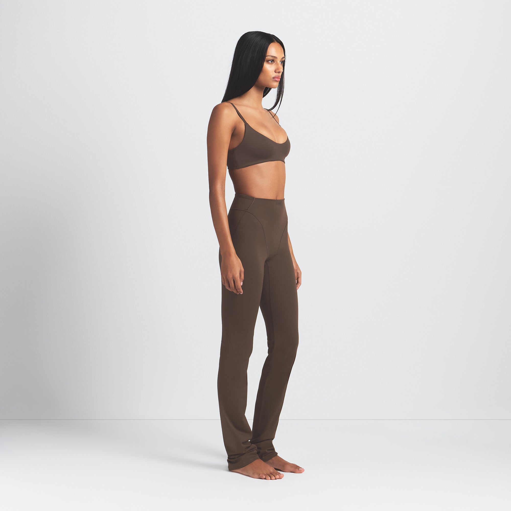 NikeSKIMS MATTE V-LINE 39" STRAIGHT LEGGING | DARK SEPIA