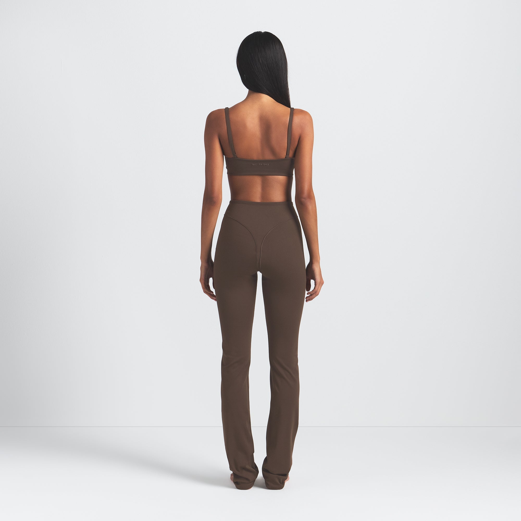 NikeSKIMS MATTE V-LINE 39" STRAIGHT LEGGING | DARK SEPIA