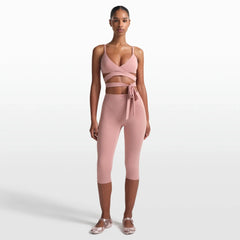 NikeSKIMS MATTE 17" V-LINE CAPRI LEGGING | HIMALAYAN