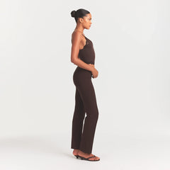 THE ESSENTIAL COLLECTION HIGH-WAISTED PINTUCK STRAIGHT PANT | ESPRESSO