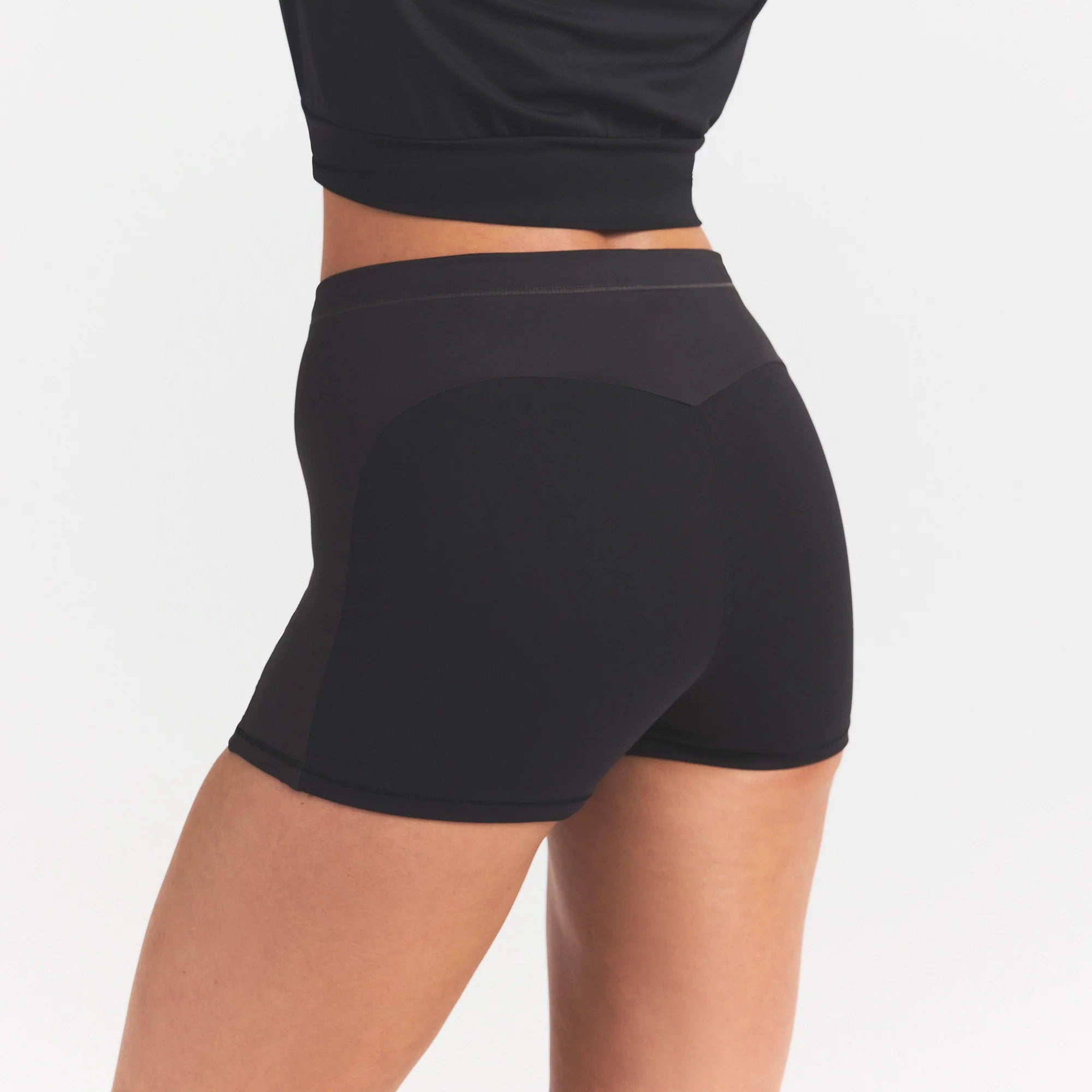 NikeSKIMS MATTE SHINE MIX 2" SHORT | OBSIDIAN AND IGNEOUS