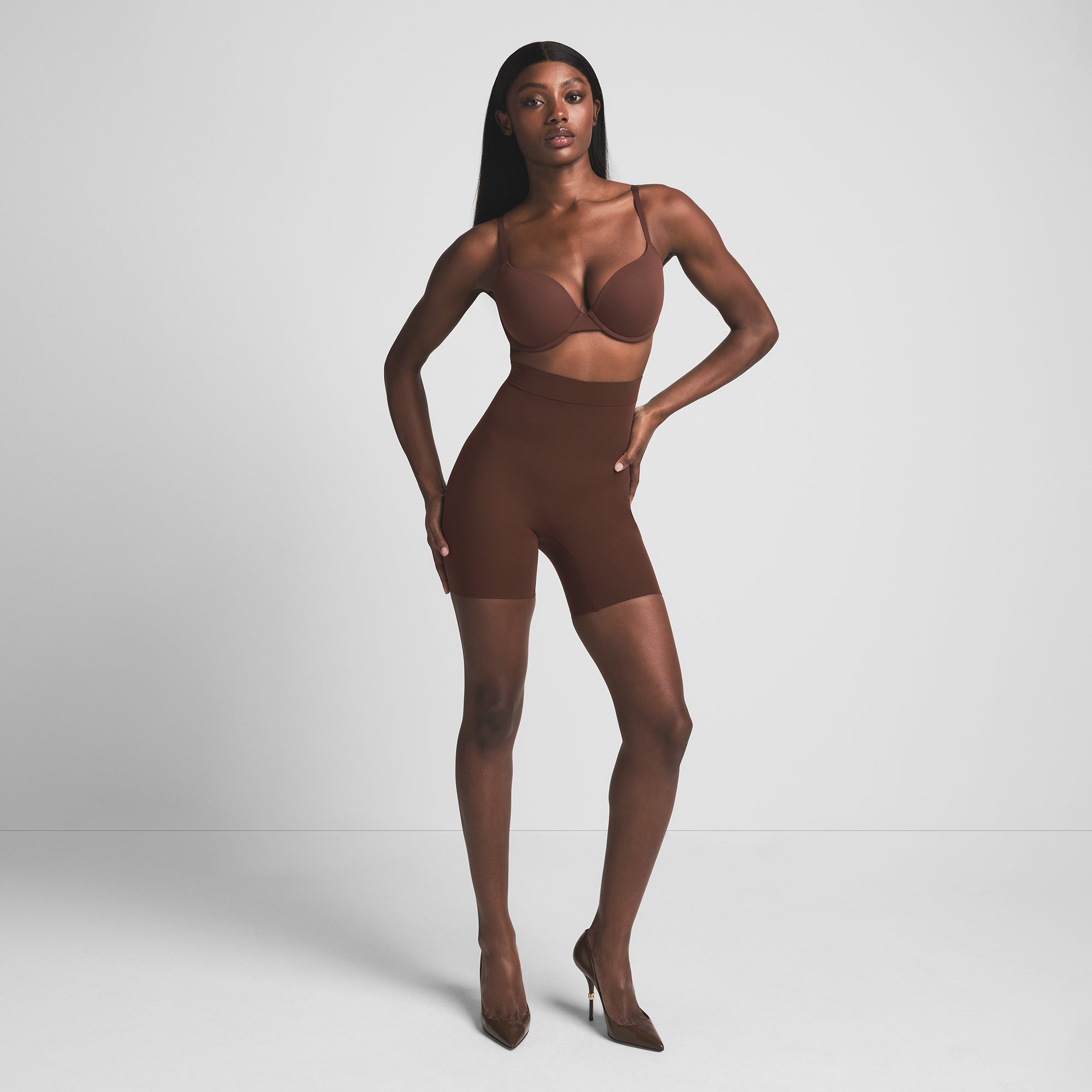 SHEER SEAMLESS HIGH-WAISTED MID THIGH SHORT | COCOA