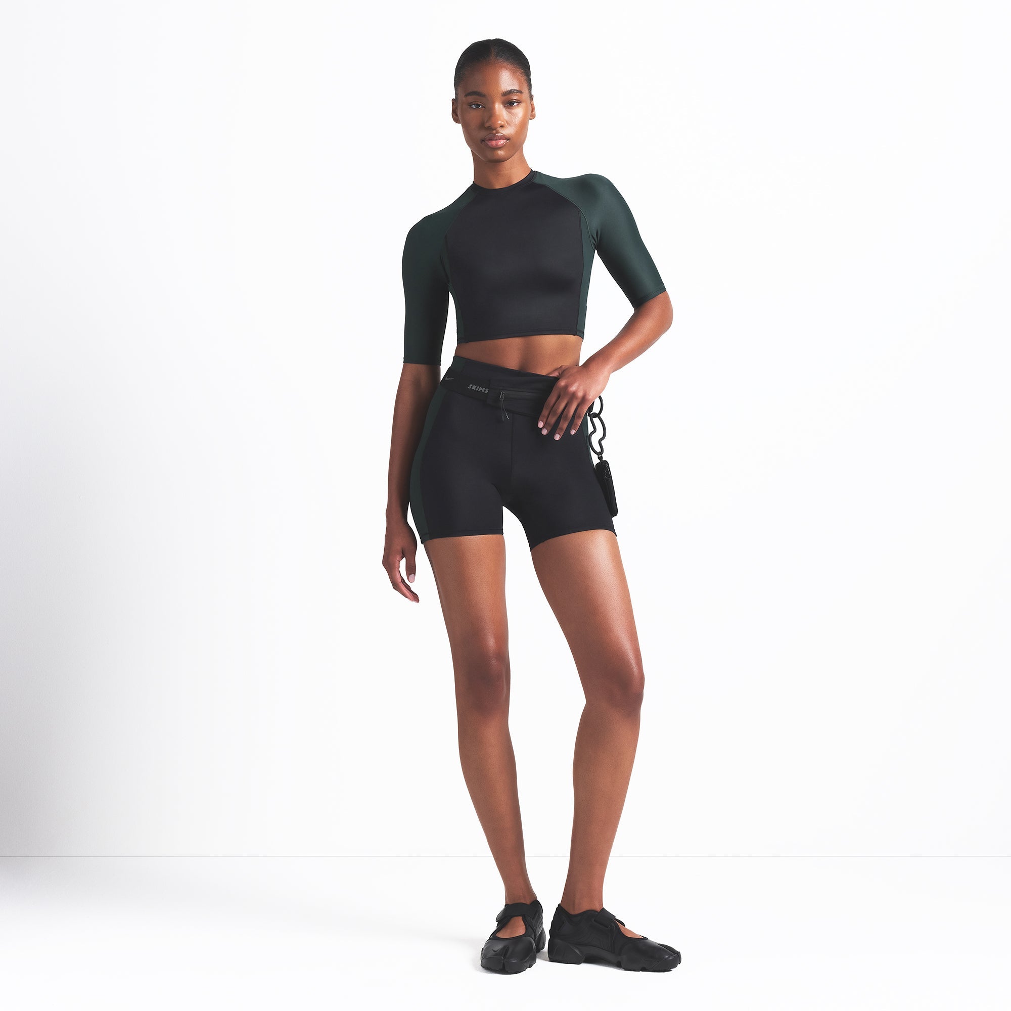 NikeSKIMS SHINE 5" BIKER SHORT | OBSIDIAN AND DARK TEAL