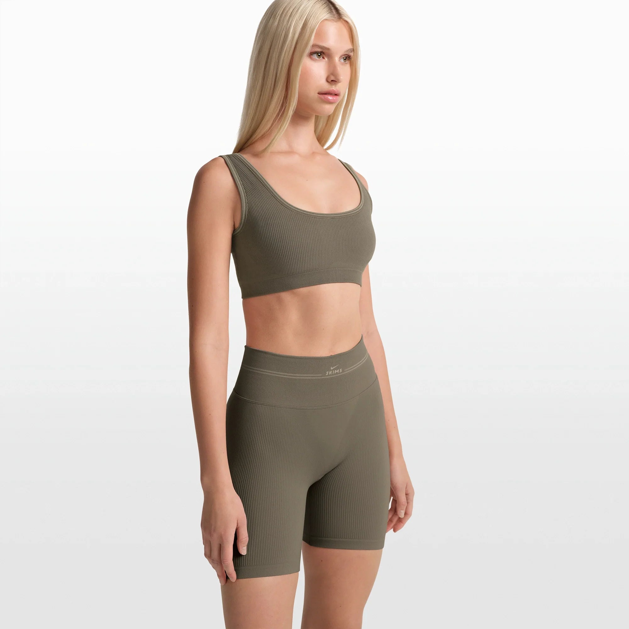 NikeSKIMS RIBBED SEAMLESS 5" BIKER SHORT | DUSTY OAKMOSS