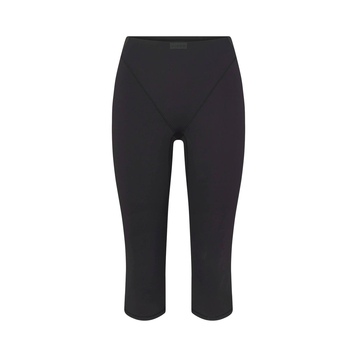 NikeSKIMS MATTE 17" V-LINE CAPRI LEGGING | OBSIDIAN
