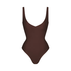 SKIMS BODY UNLINED PLUNGE THONG BODYSUIT | COCOA