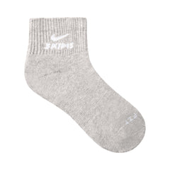 NikeSKIMS ACCESSORIES DRI-FIT��� QUARTER CREW SOCK 3-PACK | BUBBLE GUM MULTI