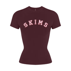 COTTON JERSEY LOGO T-SHIRT | CURRANT ARCHED SKIMS PLAID