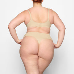 SMOOTHING INTIMATES HIGH-WAISTED THONG | SAND
